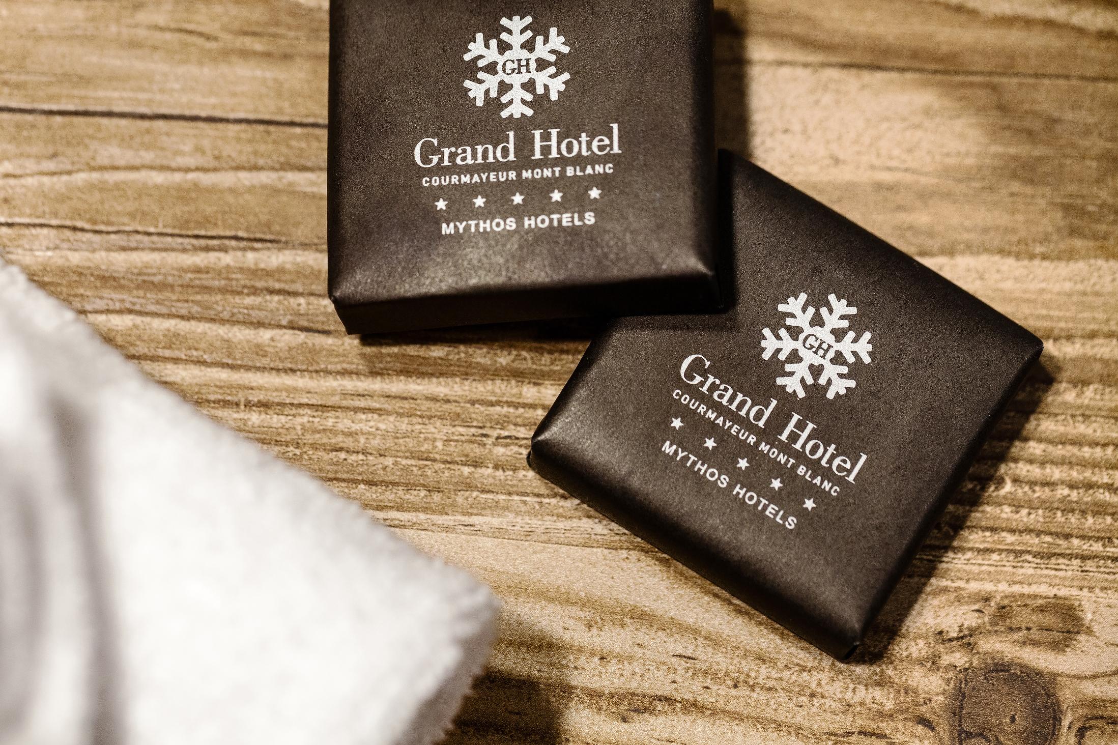 Grand Hotel Courmayeur Mont Blanc, By R Collection Hotels Zewnętrze zdjęcie