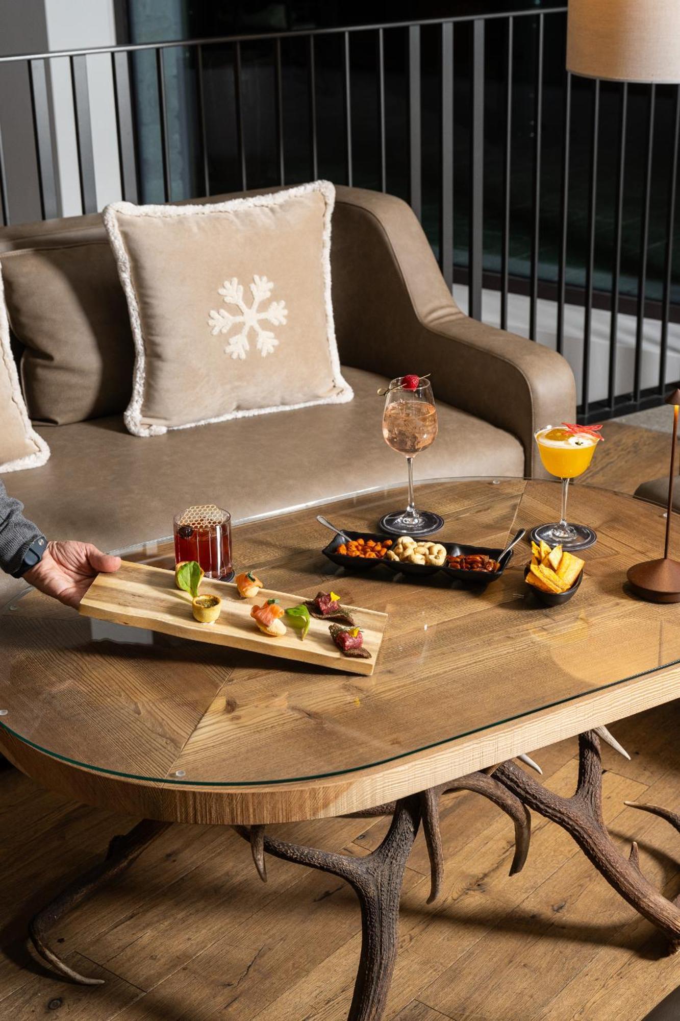 Grand Hotel Courmayeur Mont Blanc, By R Collection Hotels Zewnętrze zdjęcie