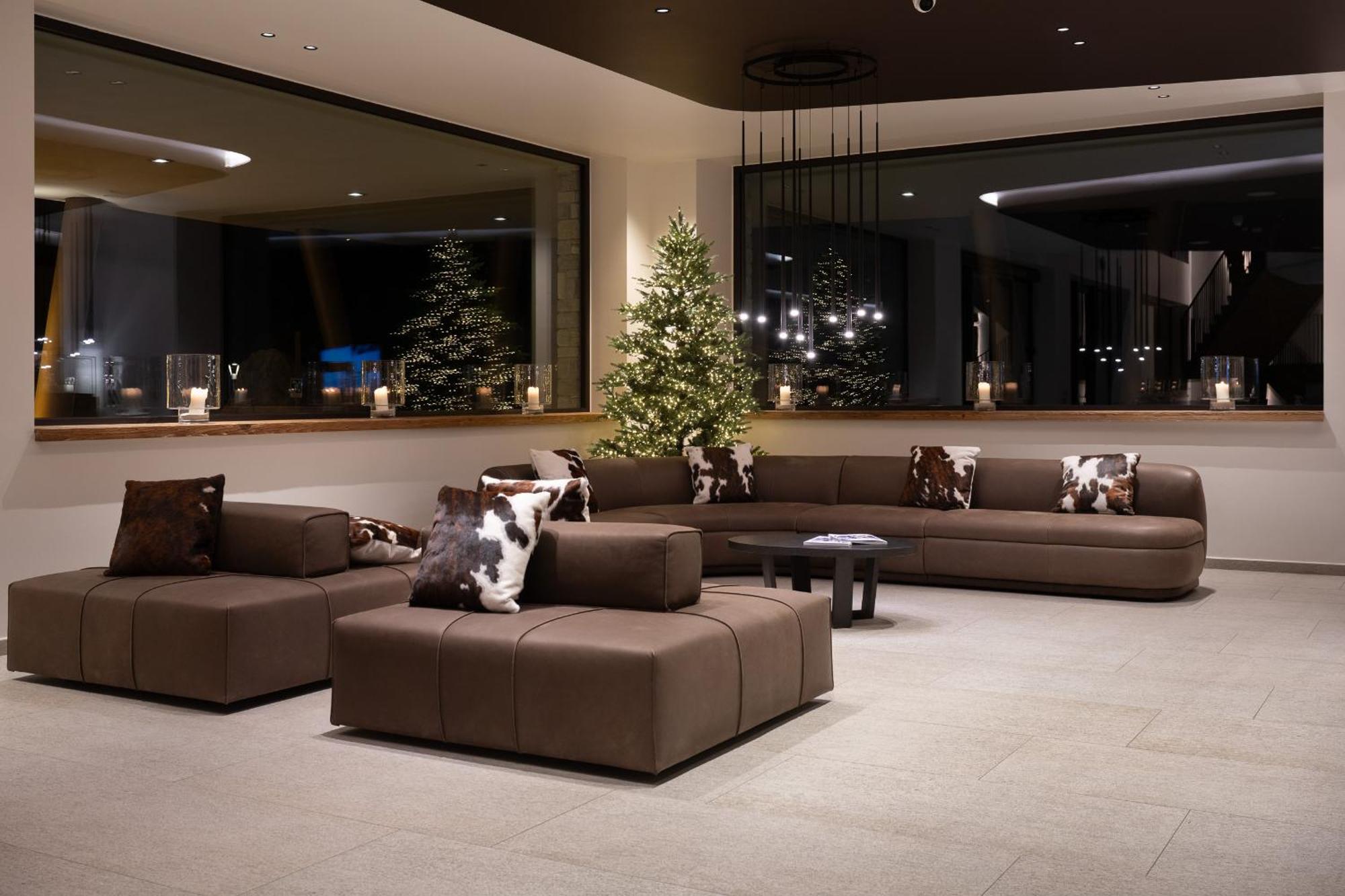 Grand Hotel Courmayeur Mont Blanc, By R Collection Hotels Zewnętrze zdjęcie